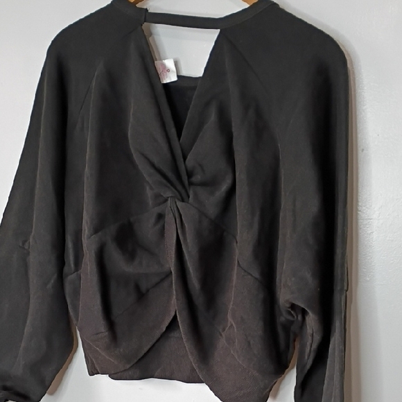 No Boundaries Charcoal Open Back Knot Sweatshirt Top Large Sexy Athleisure - Picture 8 of 9